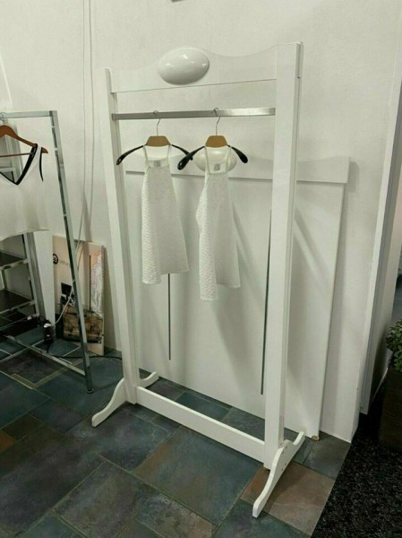 Ausstellungsstück Kleiderständer hochglanz weiß